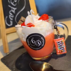 CandEole33 - Bougie délice de chantilly fraise
