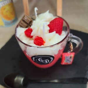 CandEole33 - Bougie délice de chantilly fraise